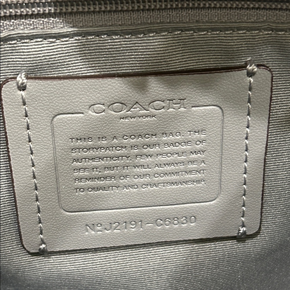 Coach (EUC) Kristy Shoulder Bag in Granite & Snake Embossed Leather Trim - Picture 3 of 14